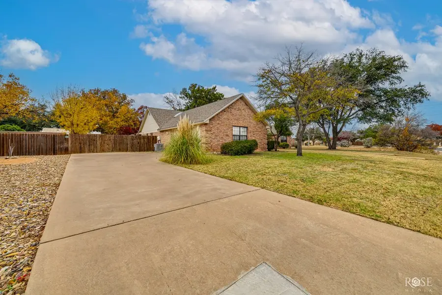 5305 Bentwood Dr, San Angelo, TX 76904 - Image #3