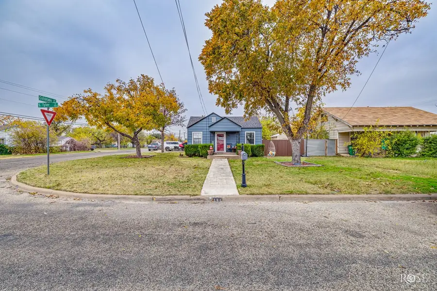121 S Tyler St, San Angelo, TX 76901 - #3