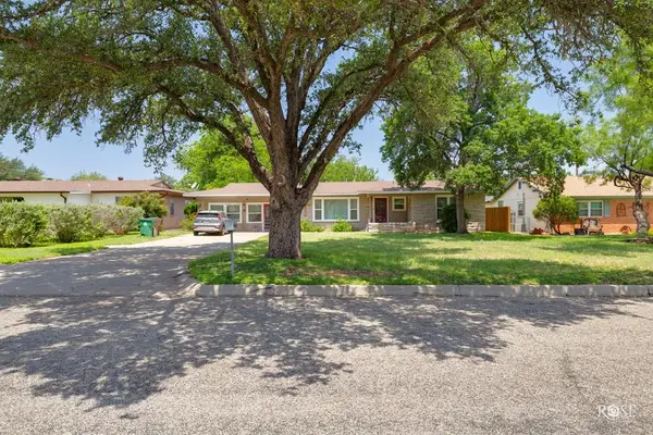 2408 W Ave L, San Angelo, TX 76901