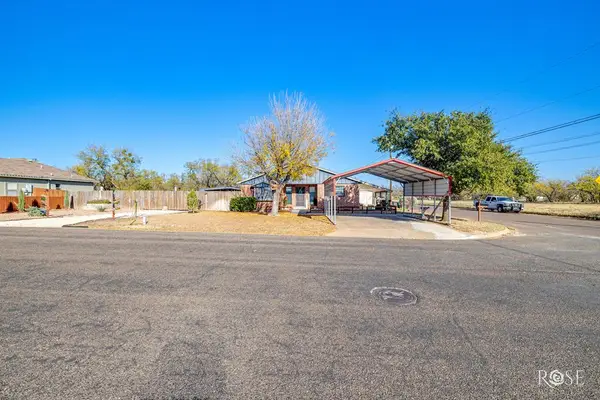 3102 Grove Dr, San Angelo, TX 76903