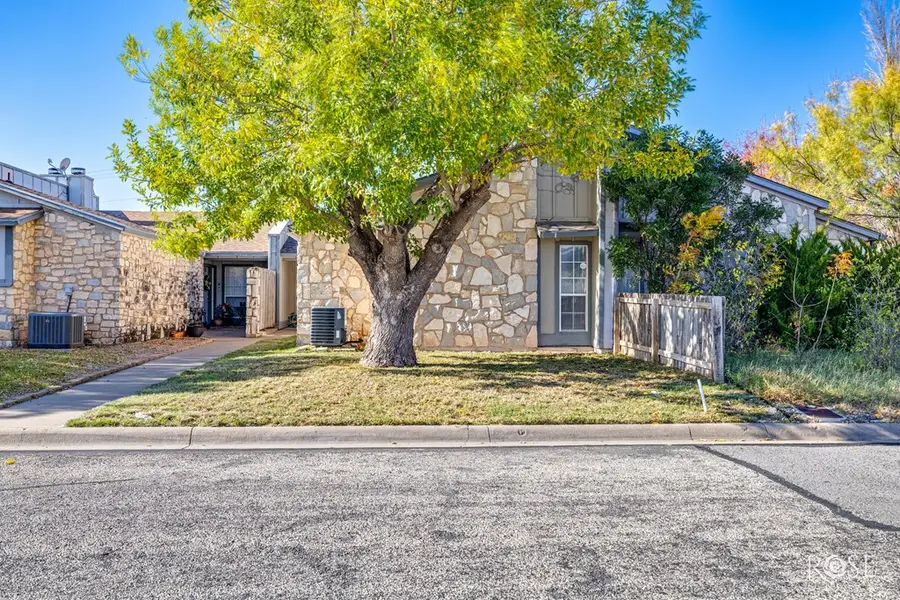 911 Todd Lane, San Angelo, TX 76903 - Image #2