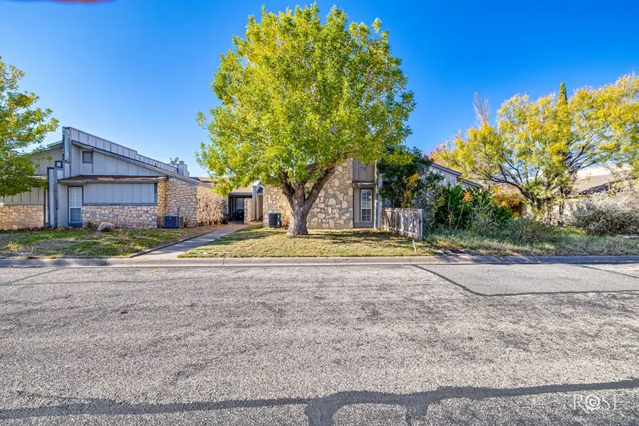 911 Todd Lane, San Angelo, TX 76903 - Image #3