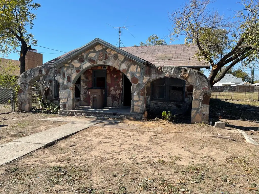 625,621 Powell St, San Angelo, TX 76903 - Image #1