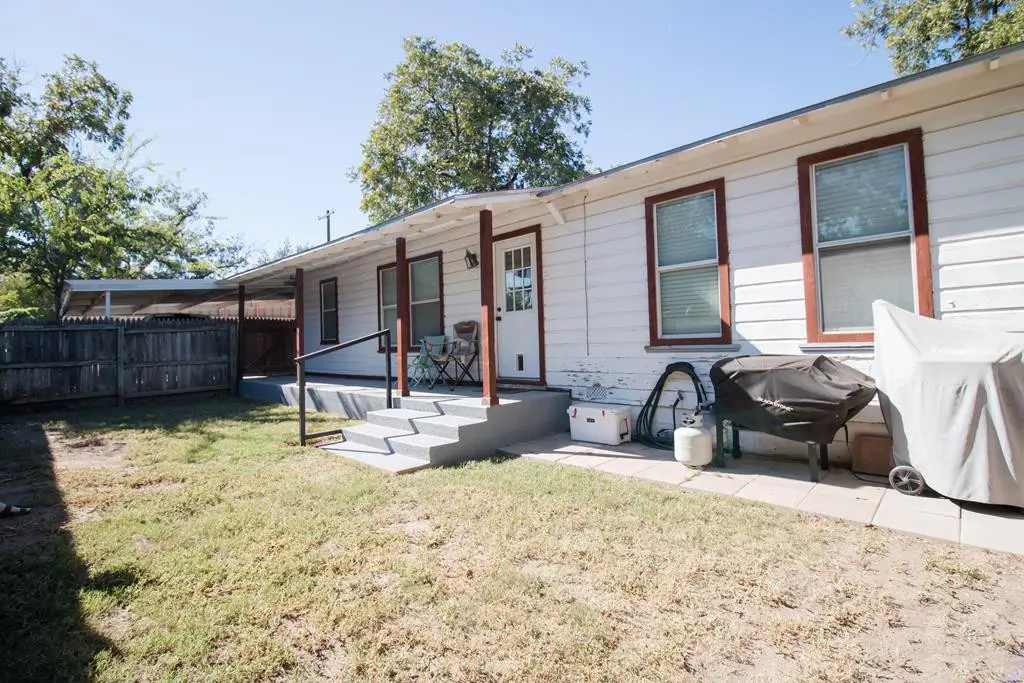 213 N Van Buren Street, San Angelo, TX 76901 - #1