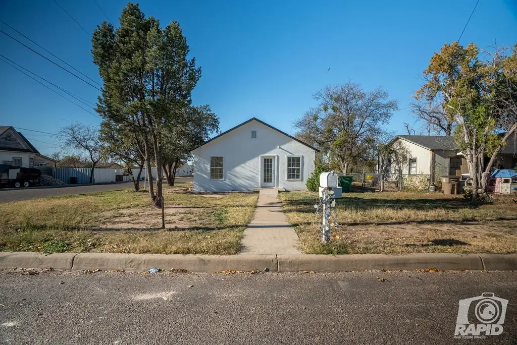 1703 N Magdalen St, San Angelo, TX 76903 - Image #1