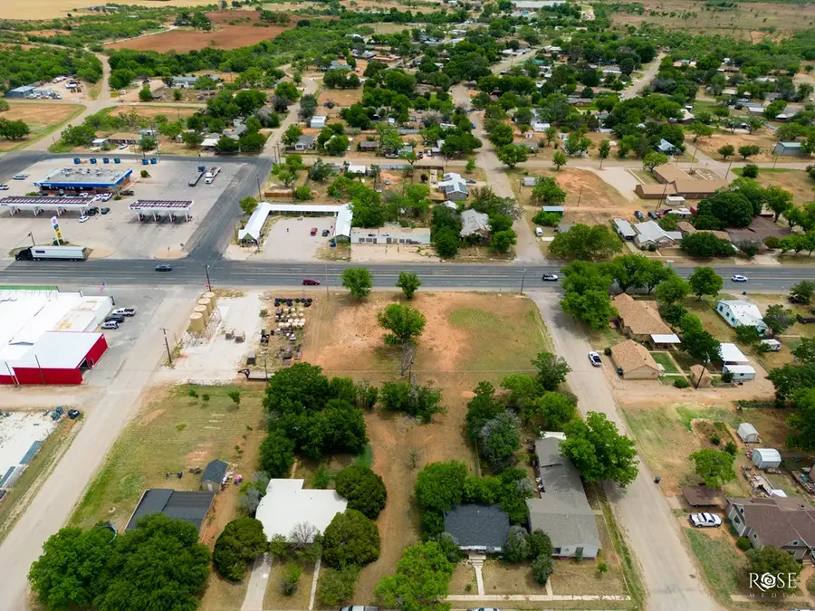 216 S State St, Bronte, TX 76933 - Image #3