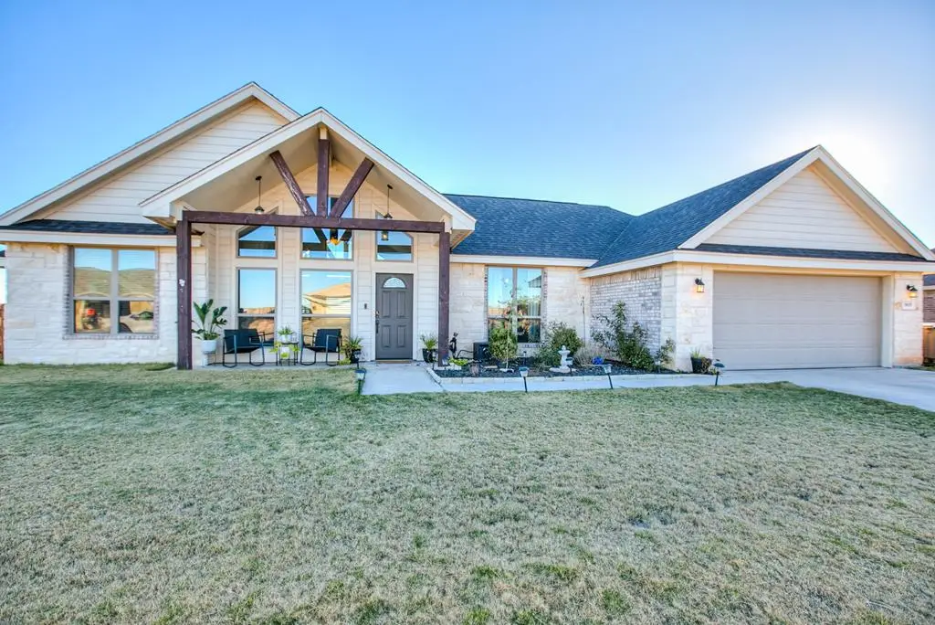 8435 Lynx Lane, San Angelo, TX 76901 - Image #1