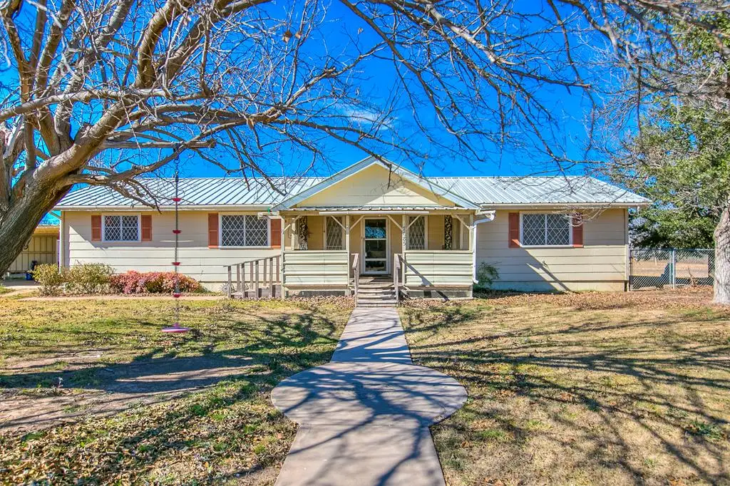 7685 Gardenia Ave, San Angelo, TX 76901 - Image #1