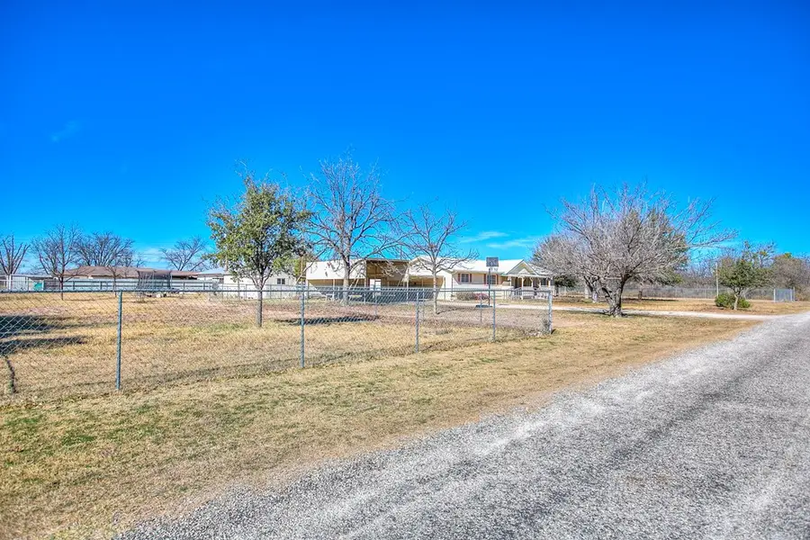 7685 Gardenia Ave, San Angelo, TX 76901 - Image #3