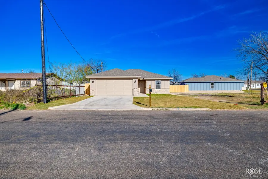 1608 N Oakes St, San Angelo, TX 76903 - Image #3