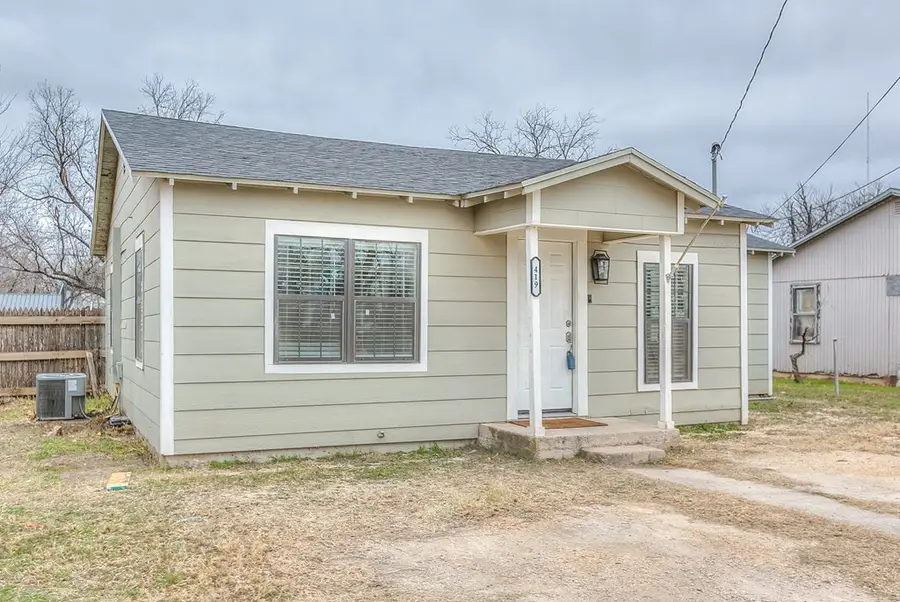 419 E 29th Street, San Angelo, TX 76903 - #2