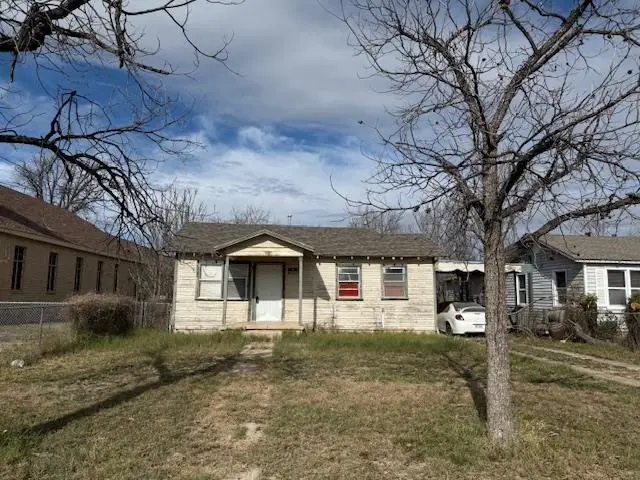 1214 Preusser St, San Angelo, TX 76903 - #1