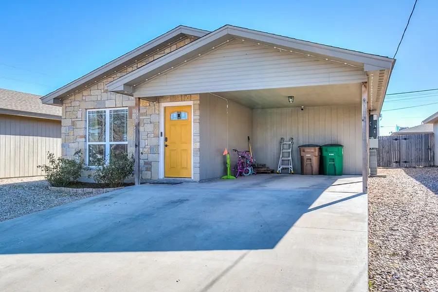 621 Jones St, San Angelo, TX 76903 - #3