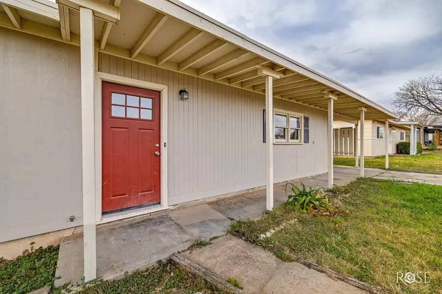 1927 Chapman St, San Angelo, TX 76901 - Image #2