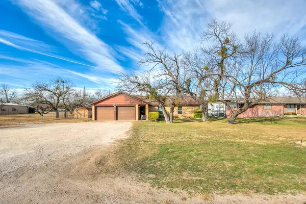 8849 Grape Creek Rd, San Angelo, TX 76901