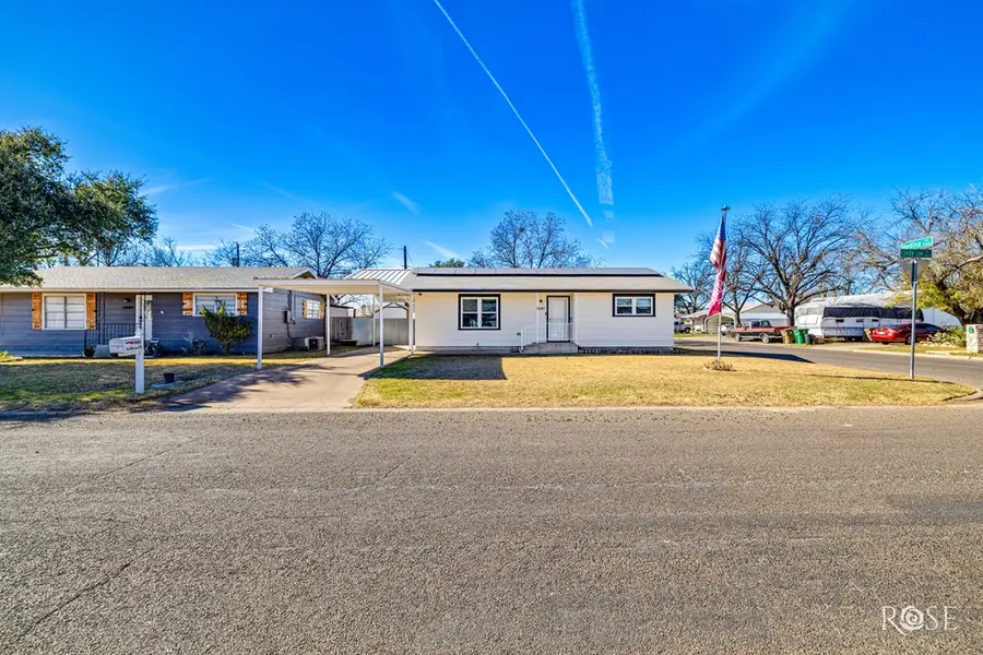 1601 Linda Lee Dr, San Angelo, TX 76905 - Image #2