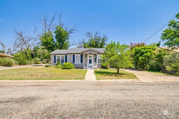 1951 W Twohig Ave, San Angelo, TX 76901