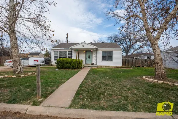 306 N Garrett St, San Angelo, TX 76901