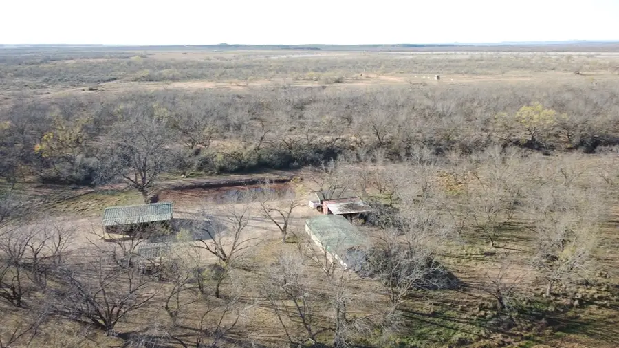 2745 County Rd 297, Bronte, TX 76933 - Image #3