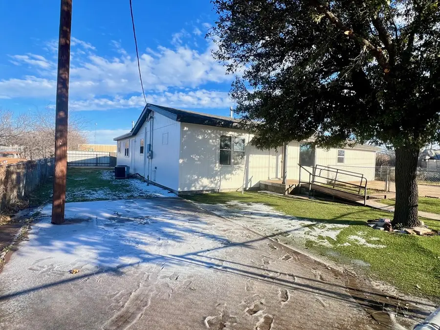 2714 Blum St, San Angelo, TX 76903 - Image #3