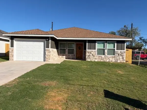 102 W Ave S, San Angelo, TX 76901