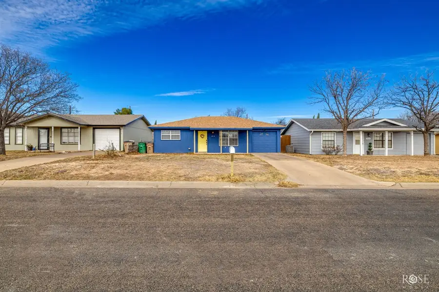 2410 Lindell Ave, San Angelo, TX 76901 - Image #2
