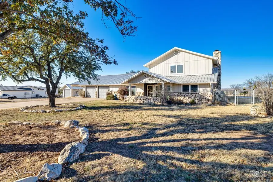 60 Loch Lomond Rd, San Angelo, TX 76901 - Image #2