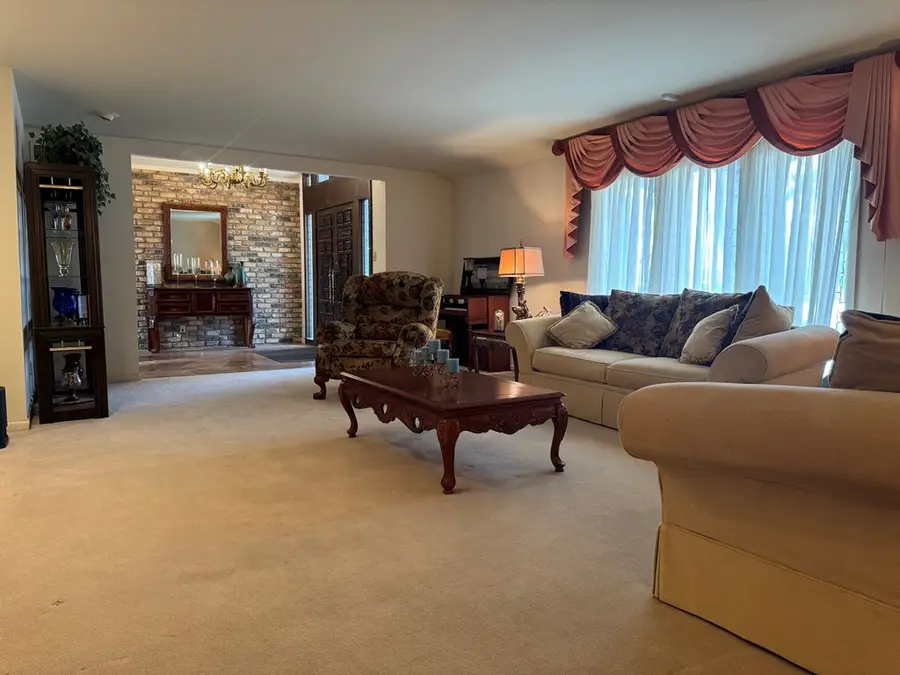 1819 W Jefferson St, Pecos, TX 79772 - #3