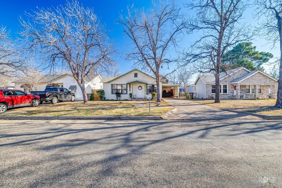 2213 W Ave L, San Angelo, TX 76901 - Image #2