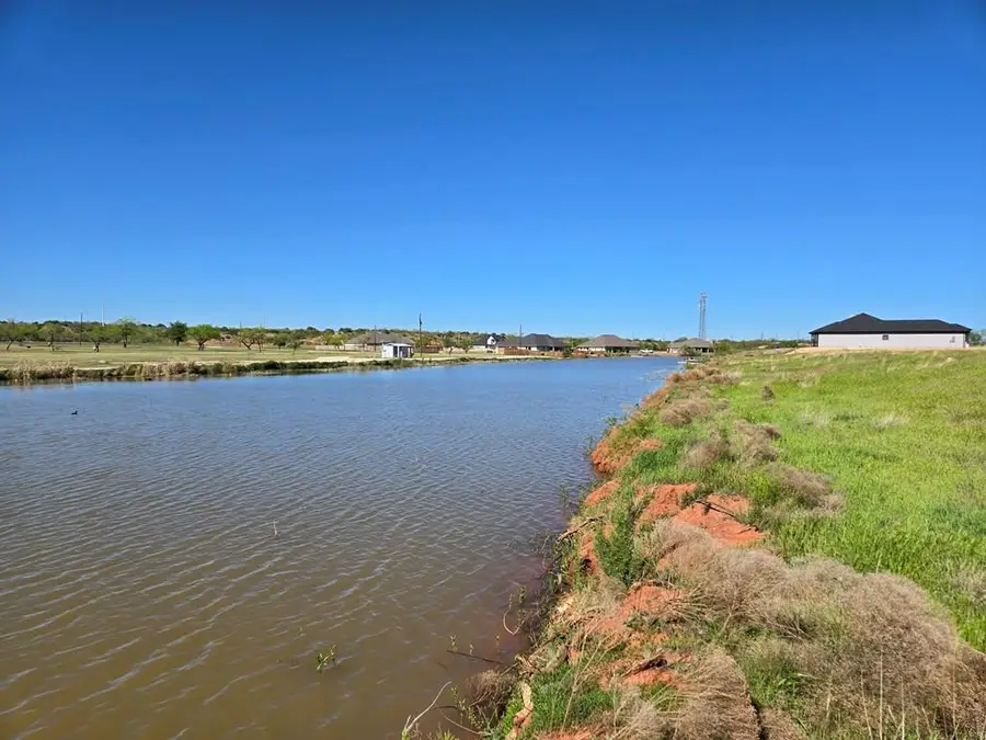 2297 Hillside Dr, San Angelo, TX 76904 - Image #3