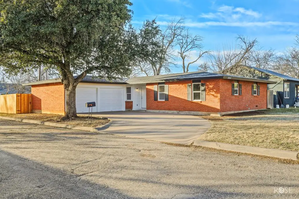 2013 Conchita Ave, San Angelo, TX 76901 - #1