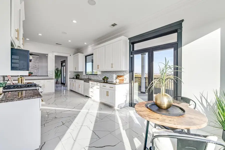 1102 Ashford Dr, San Angelo, TX 76901 - #3