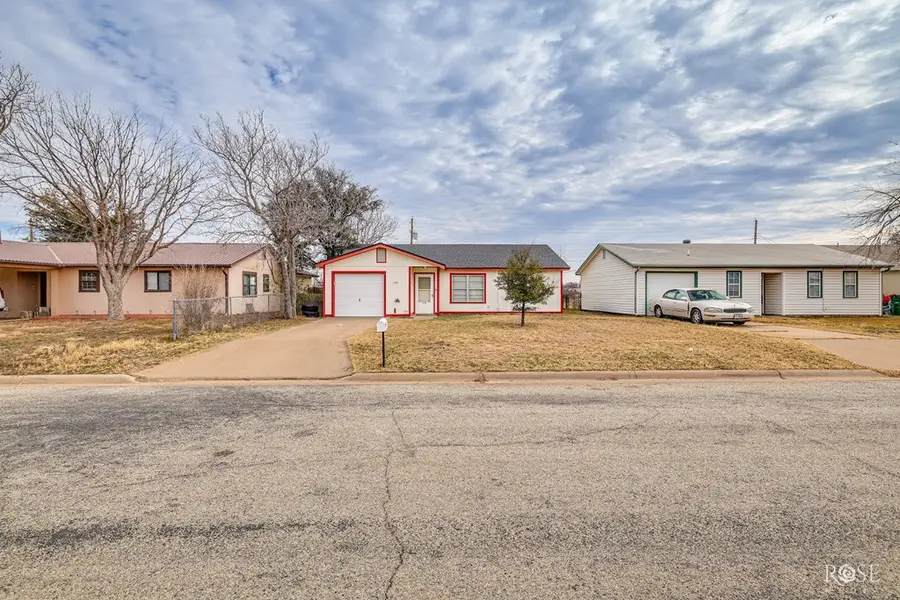 144 Stoneham St, San Angelo, TX 76905 - Image #2