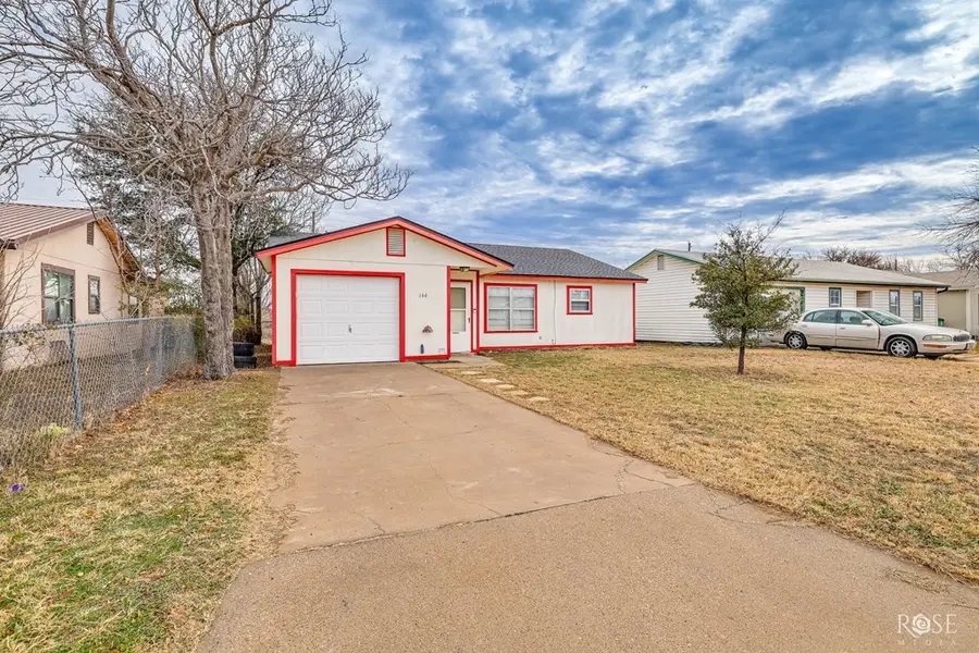144 Stoneham St, San Angelo, TX 76905 - Image #3