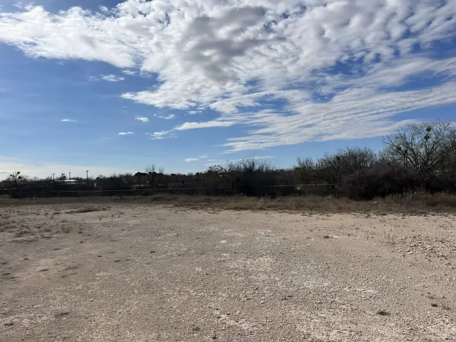 4301 N Chadbourne Street, San Angelo, TX 76903 - #2