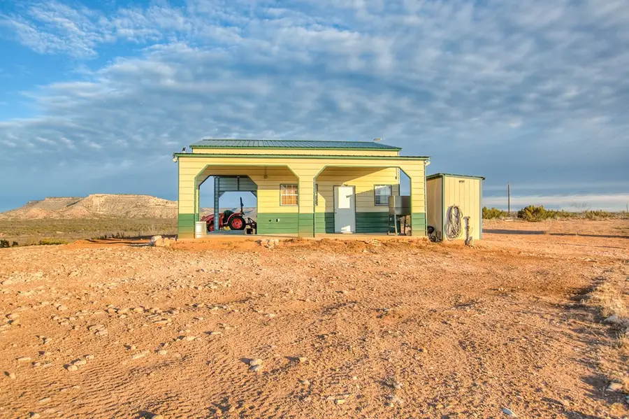 326 Menielle Rd, Robert Lee, TX 76945 - Image #2