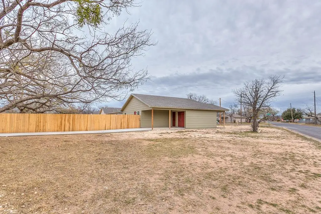 250 E 23rd St, San Angelo, TX 76903 - #1
