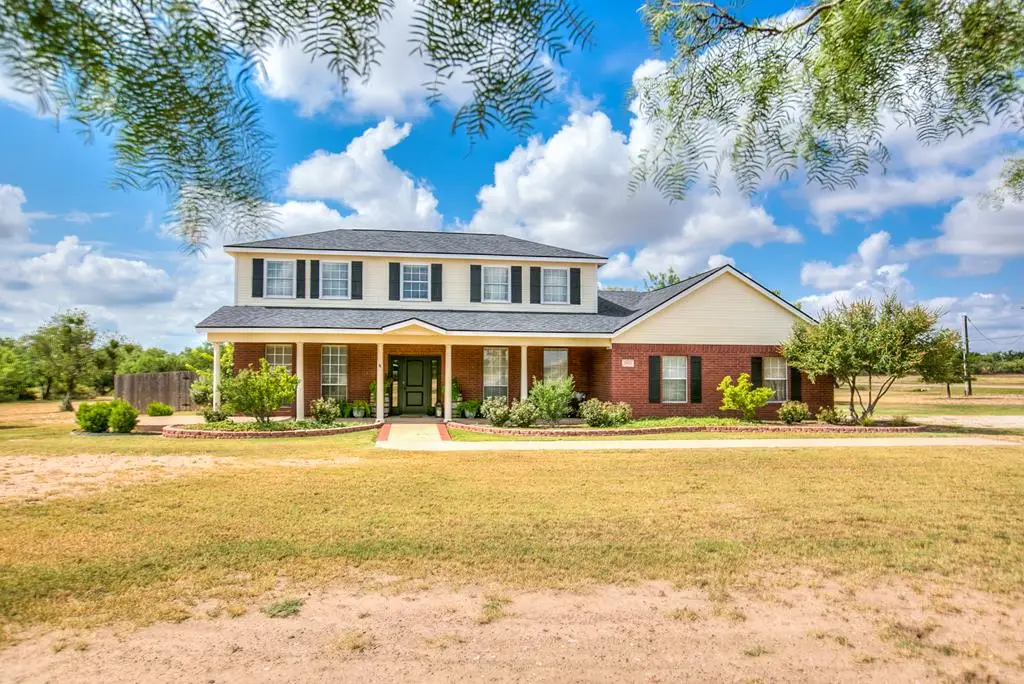 2003 N 11th St, Ballinger, TX 76821 - #1