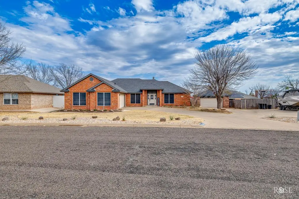 214 Burlington Rd, San Angelo, TX 76901 - #1