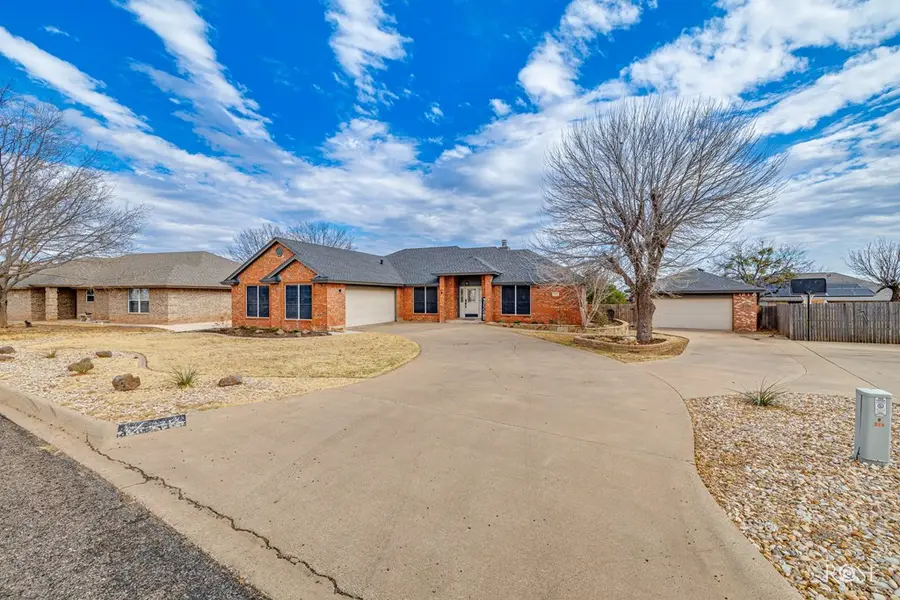 214 Burlington Rd, San Angelo, TX 76901 - #2
