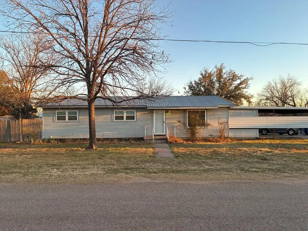 209 W 4th Street, Miles, TX 76861 - #1