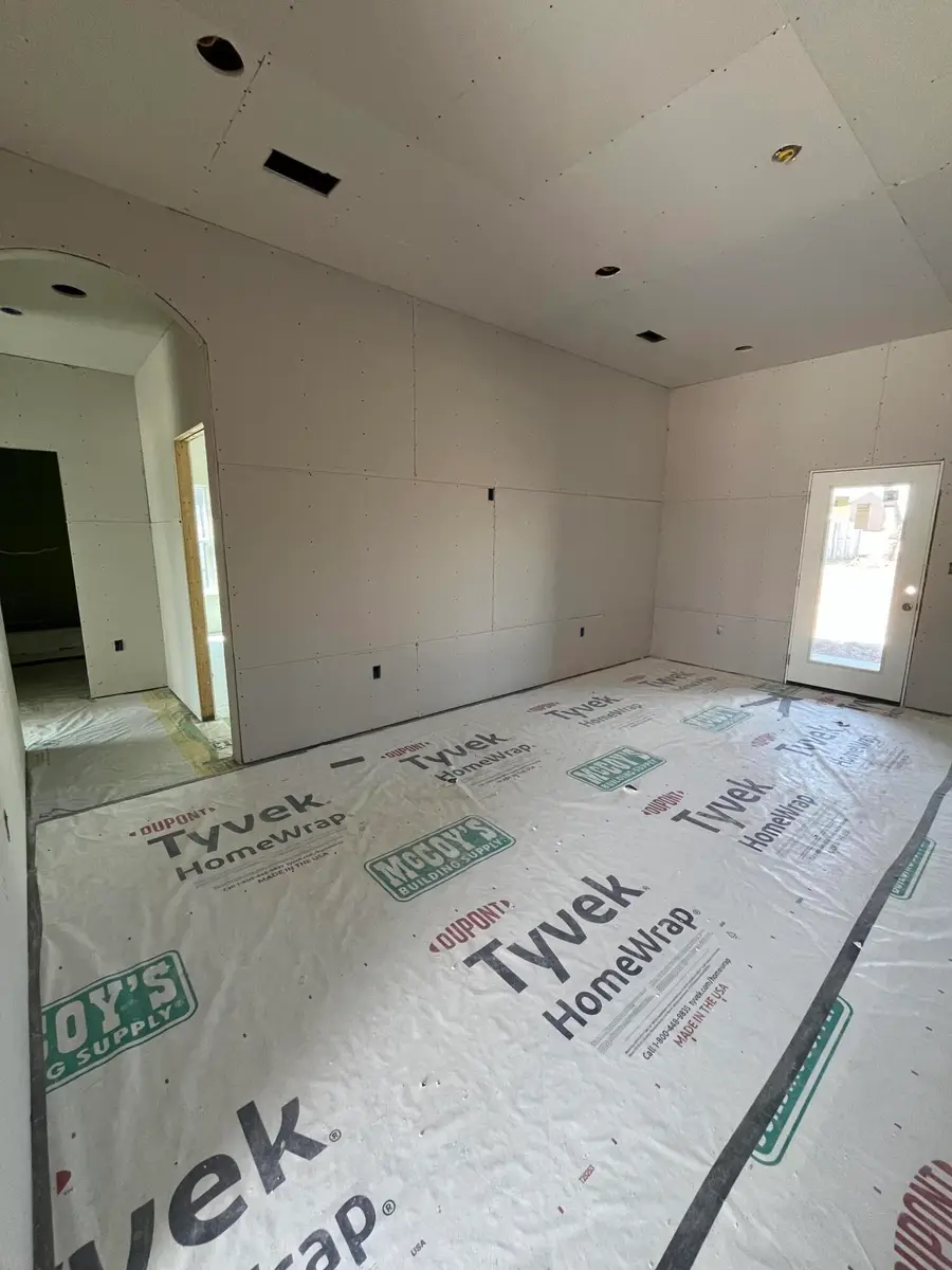 918 Murphy Avenue, San Angelo, TX 76903 - #2