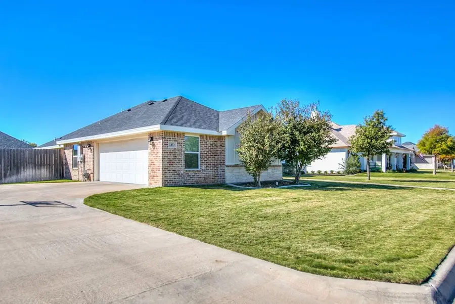 1833 Castle Pines, San Angelo, TX 76904 - #3