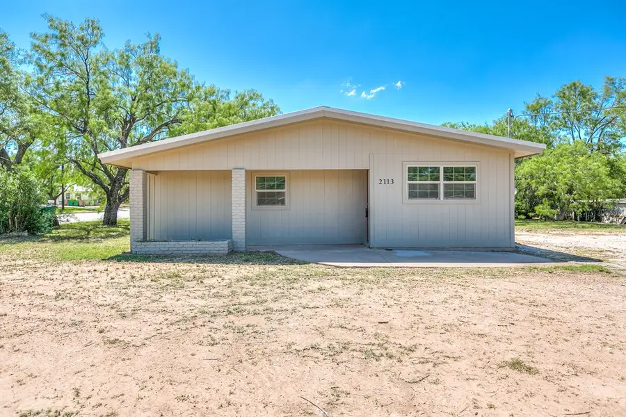 2113 S Hill St, San Angelo, TX 76903 - #3