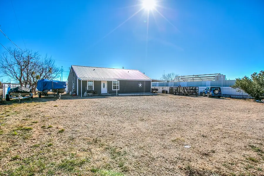 11318 Dallas Street, Carlsbad, TX 76934 - #2