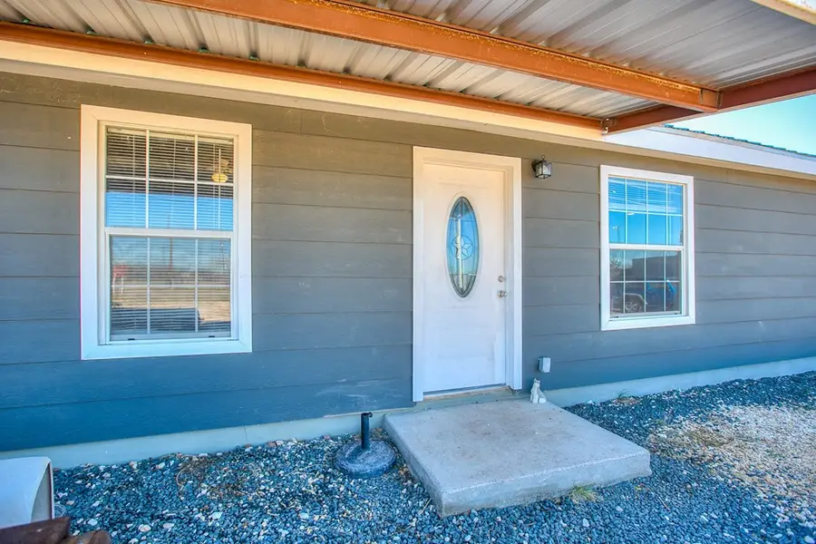 11318 Dallas Street, Carlsbad, TX 76934 - #3