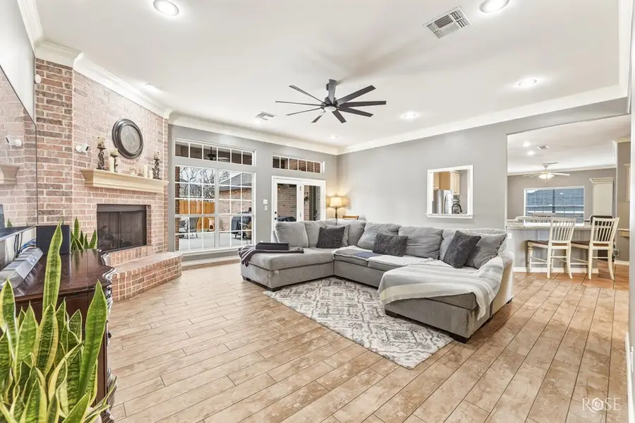 1209 Ashford Dr, San Angelo, TX 76901 - #2