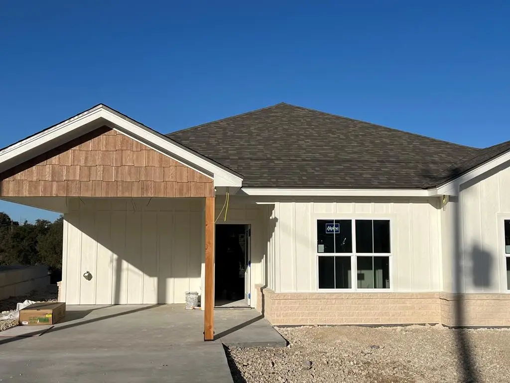 305 N 1st Street, Mertzon, TX 76941 - #1