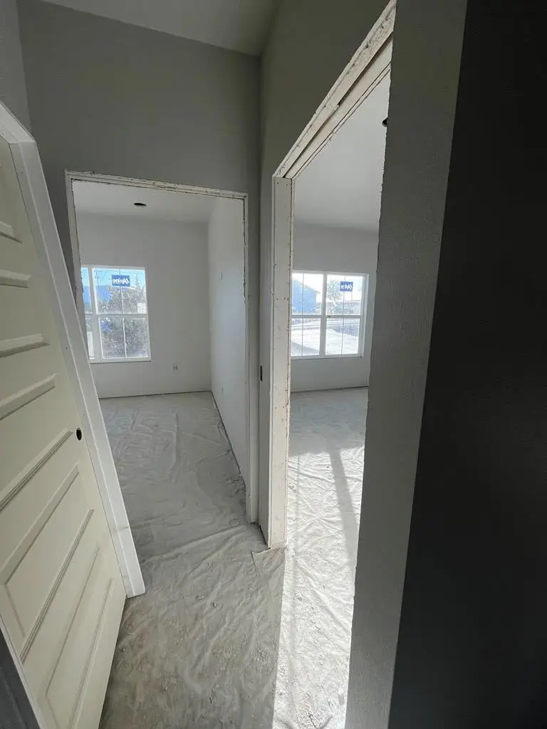 305 N 1st Street, Mertzon, TX 76941 - #3