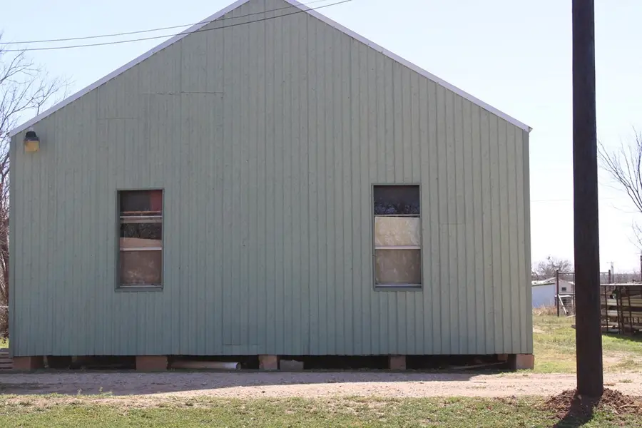 602 Sealy Street, Ballinger, TX 76821 - #3